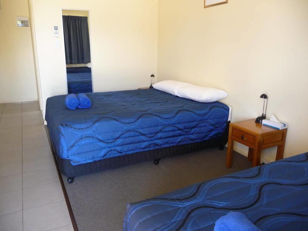 Moura Motel Extérieur photo